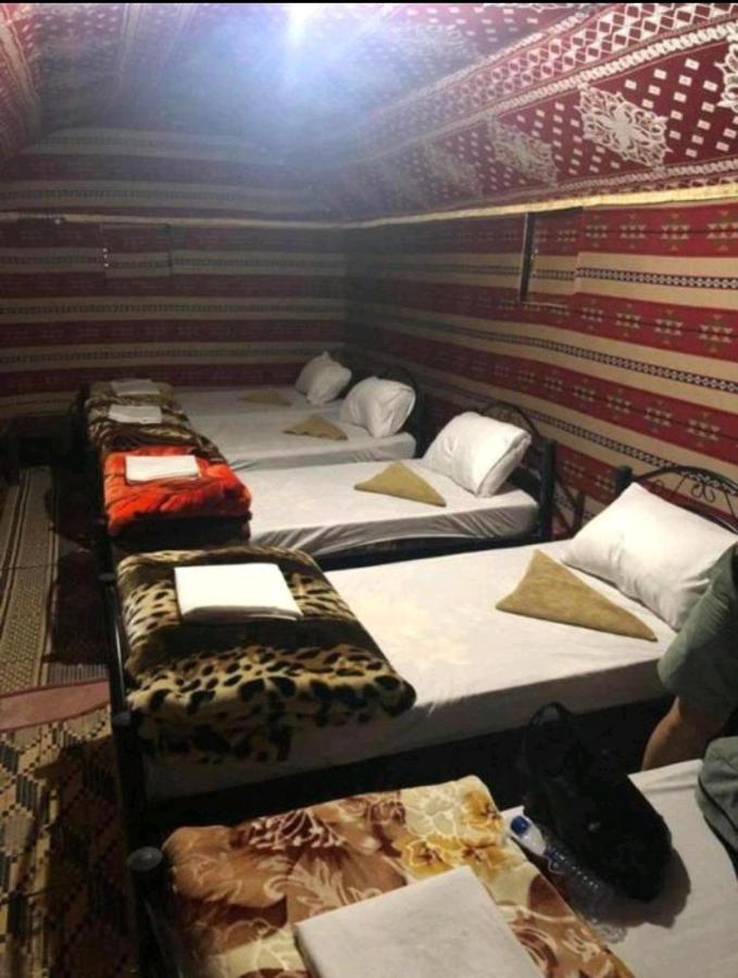 Hotel Bedouin Adventure & Tours Wadi Rum Habitación foto